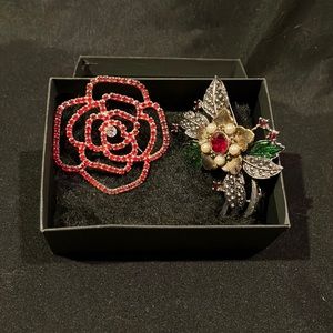 Flower Pins - 2 pins